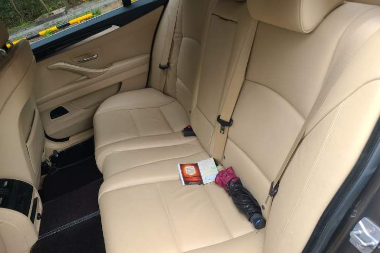 Used BMW 5 Series 2013 525Li Leading Model Left Rear Seat