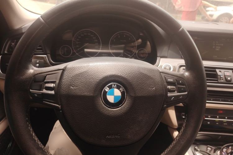 Used BMW 5 Series 2013 525Li Zhuole Edition Steering Wheel