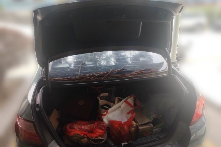 Used BMW 5 Series 2013 525Li Zhuole Edition Trunk