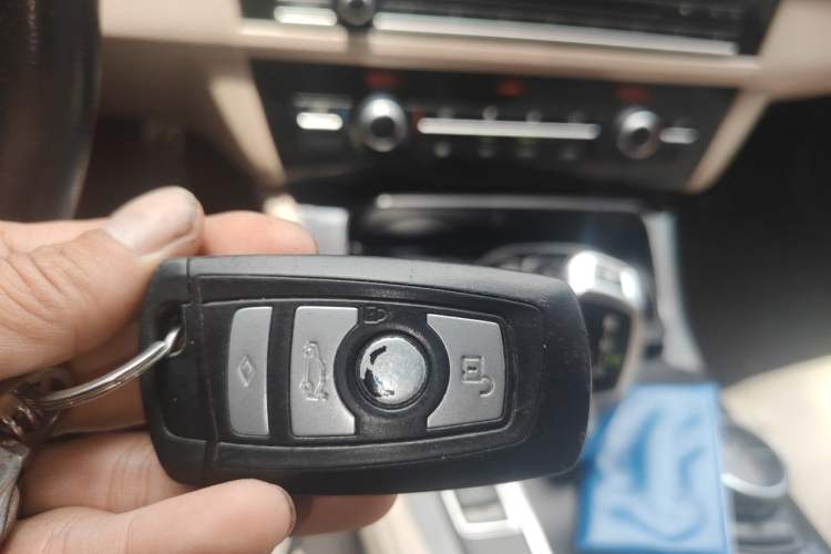 Used BMW 5 Series 2013 525Li Zhuole Edition Vehicle Key
