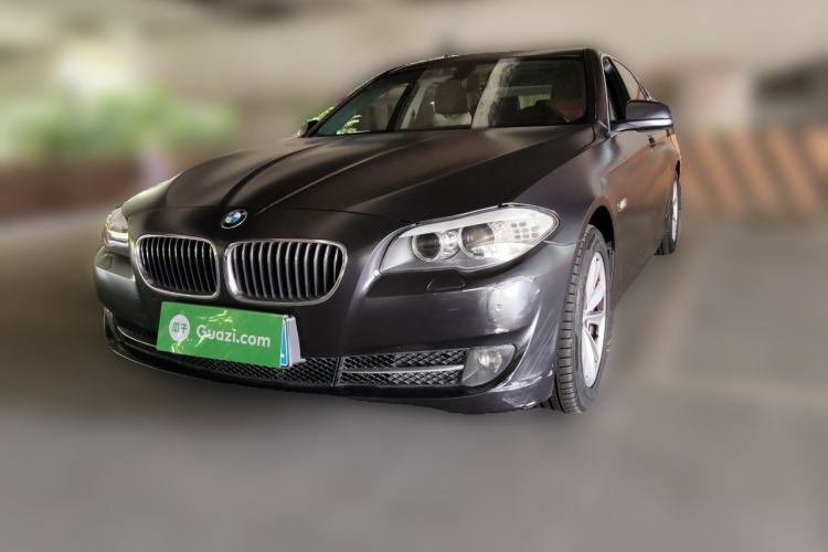 Used BMW 5 Series 2013 525Li Luxury Model Guazi used car, China used car export, Used car for sale, Used cars, Cheapest cars for sale