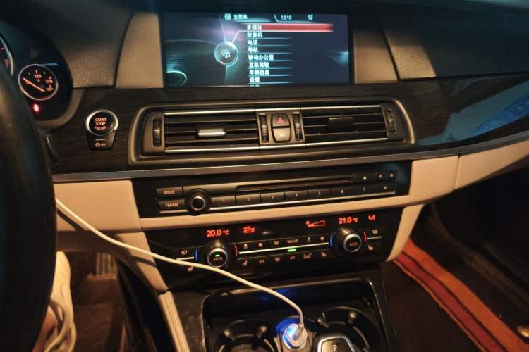 Used BMW 5 Series 2013 535Li Luxury Model Audio And AC Panel