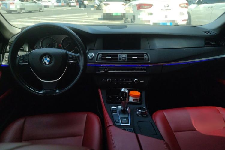 Used BMW 5 Series 2013 525Li Leading Model Center Console