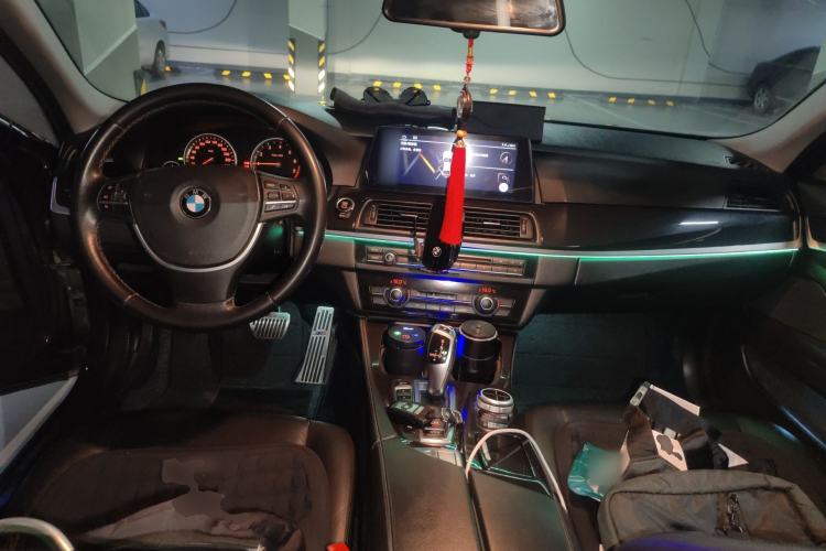 Used BMW 5 Series 2013 520Li Elegant Edition Center Console