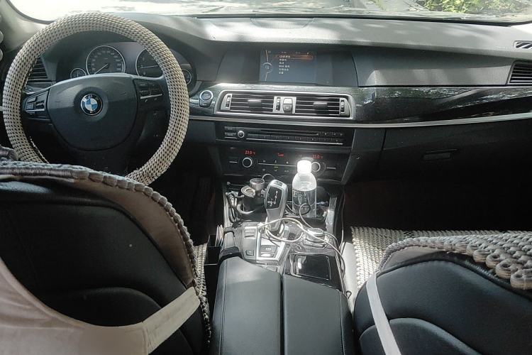 Used BMW 5 Series 2013 520Li Elegant Edition Center Console