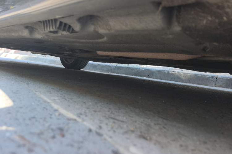 Used BMW 5 Series 2013 520Li Elegant Edition Chassis Front Right