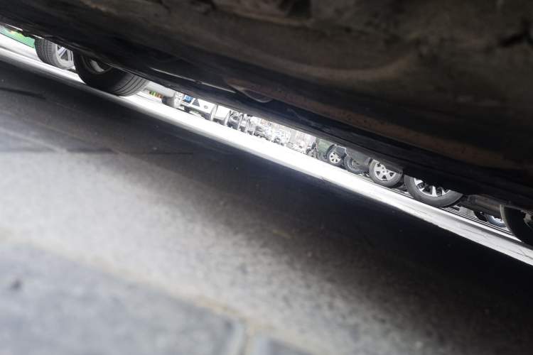 Used BMW 5 Series 2013 520Li Elegant Edition Chassis Front Right
