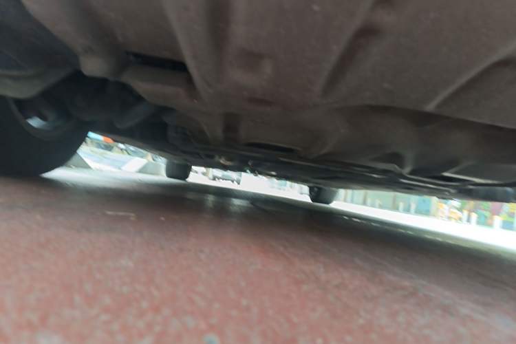 Used BMW 5 Series 2013 525Li Leading Model Chassis Front Right