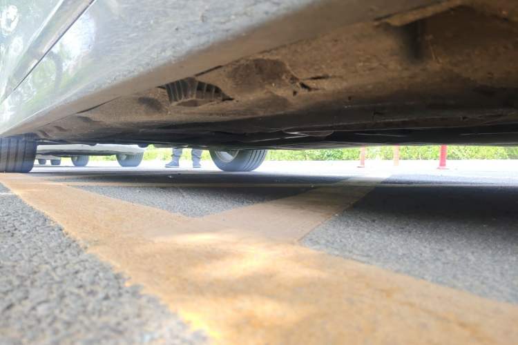 Used BMW 5 Series 2013 525Li Luxury Model Chassis Front Right
