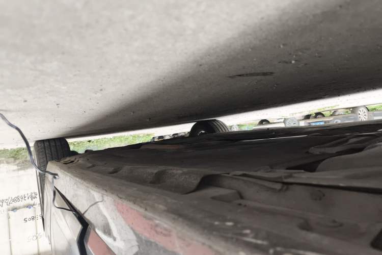 Used BMW 5 Series 2013 525Li Luxury Model Chassis Rear Right