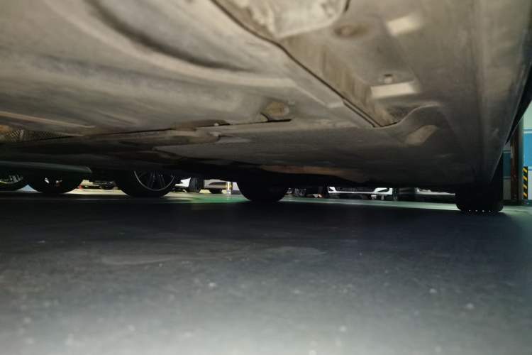 Used BMW 5 Series 2013 525Li Leading Model Chassis Rear Right