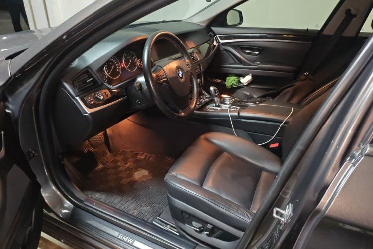 Used BMW 5 Series 2013 525Li Luxury Model Driver Seat