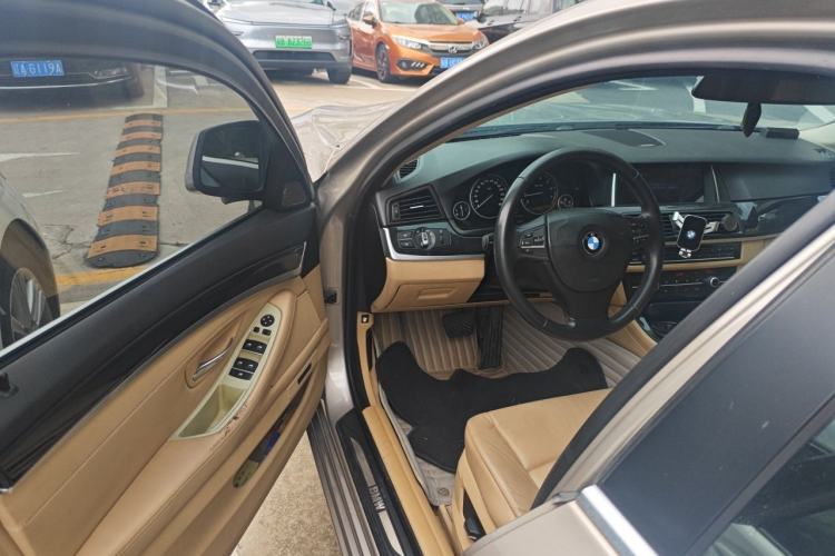 Used BMW 5 Series 2013 520Li Elegant Edition Driver Seat