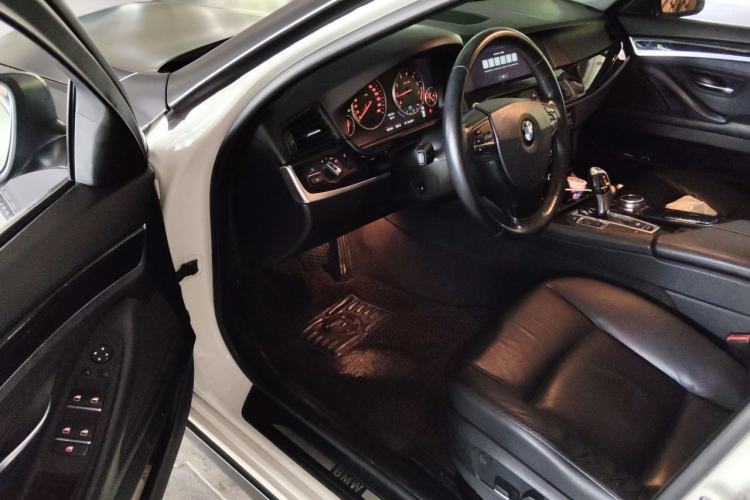 Used BMW 5 Series 2013 525Li Luxury Model Driver Seat