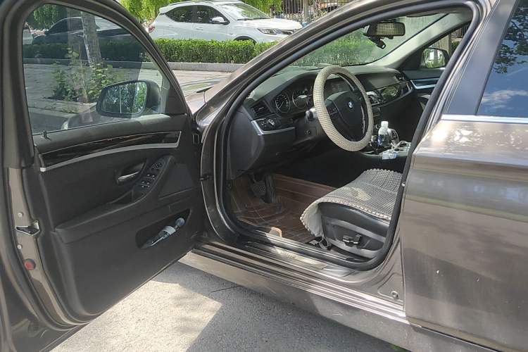Used BMW 5 Series 2013 520Li Elegant Edition Driver Seat