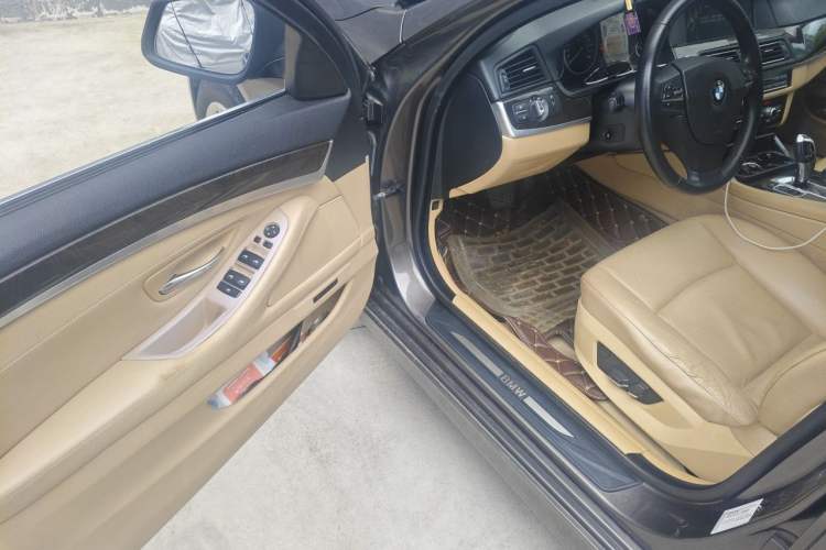 Used BMW 5 Series 2013 525Li Luxury Model Driver Seat