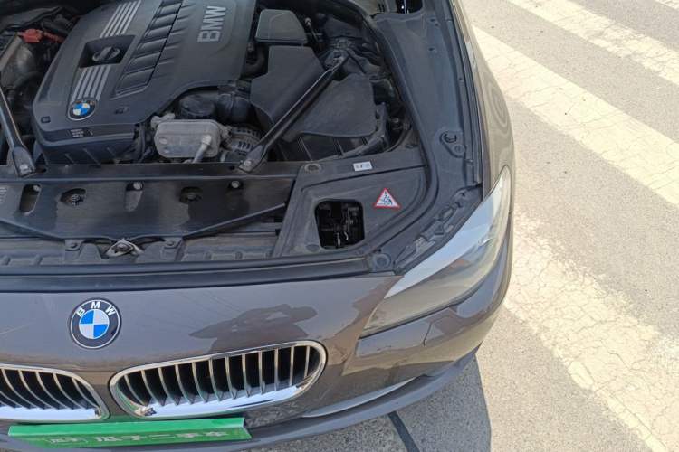 Used BMW 5 Series 2013 530Li Leading Model Engine Bay Left
