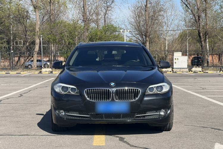 Used BMW 5 Series 2013 530i Luxury Touring Edition Exterior 8