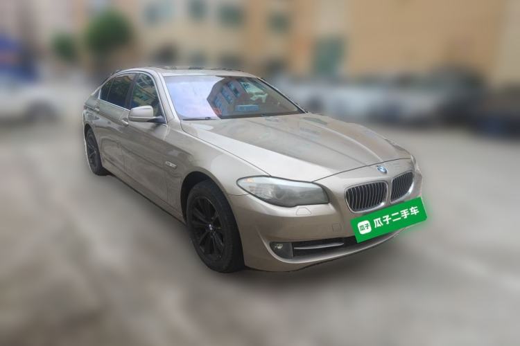 Used BMW 5 Series 2013 520Li Elegant Edition Front Right 45 Deg
