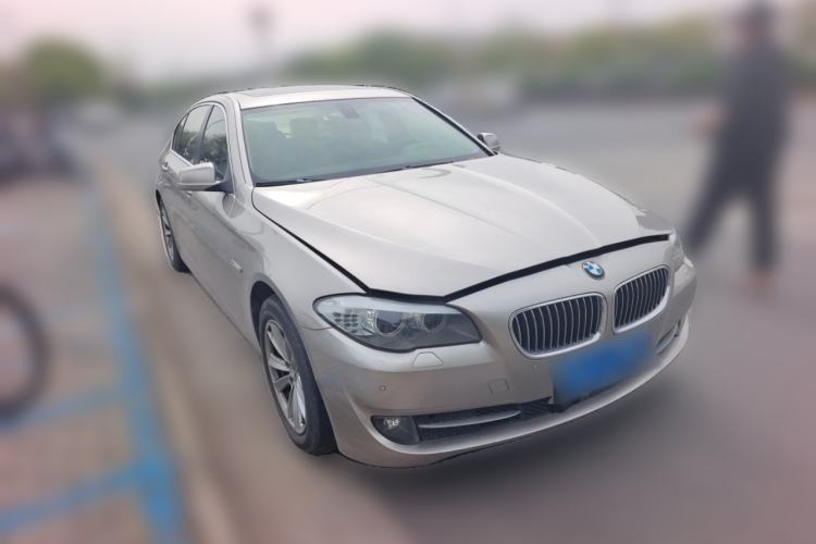Used BMW 5 Series 2013 525Li Leading Model Front Right 45 Deg