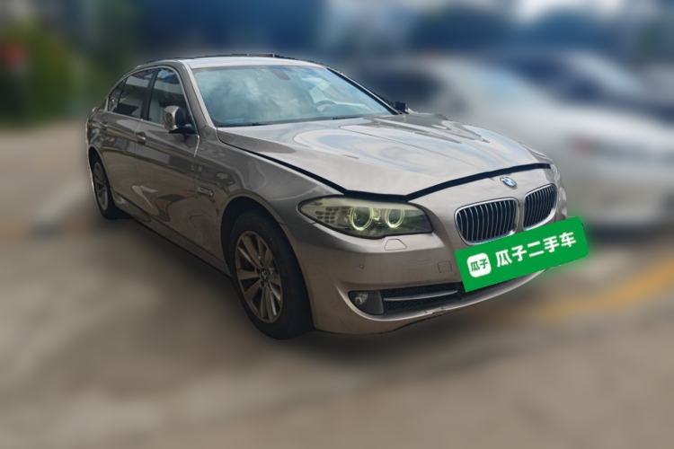 Used BMW 5 Series 2013 520Li Elegant Edition Front Right 45 Deg