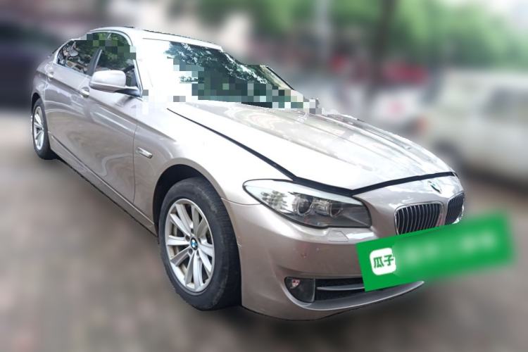 Used BMW 5 Series 2013 525Li Luxury Model Front Right 45 Deg