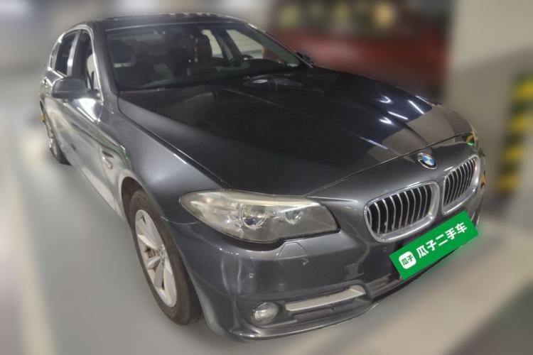 Used BMW 5 Series 2013 520Li Elegant Edition Front Right 45 Deg