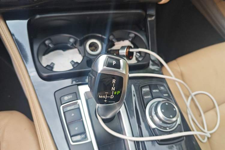 Used BMW 5 Series 2013 520Li Elegant Edition Gear Lever