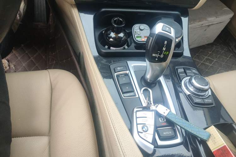 Used BMW 5 Series 2013 520Li Elegant Edition Gear Lever