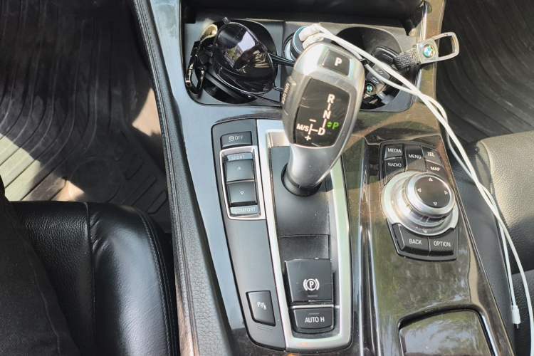 Used BMW 5 Series 2013 525Li Leading Model Gear Lever