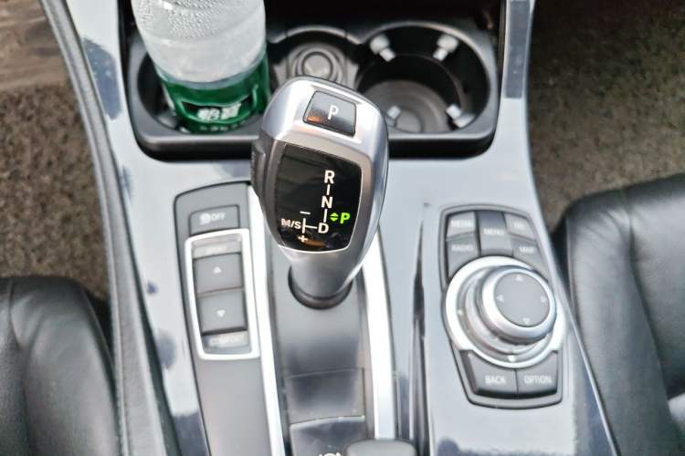 Used BMW 5 Series 2013 520Li Elegant Edition Gear Lever