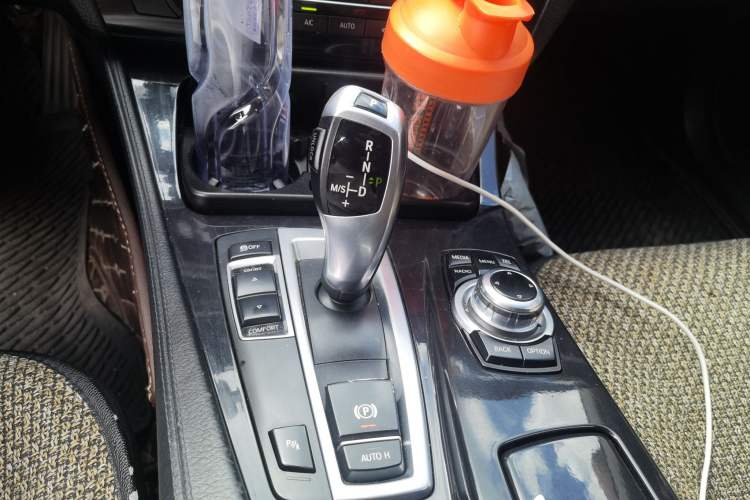Used BMW 5 Series 2013 520Li Elegant Edition Gear Lever