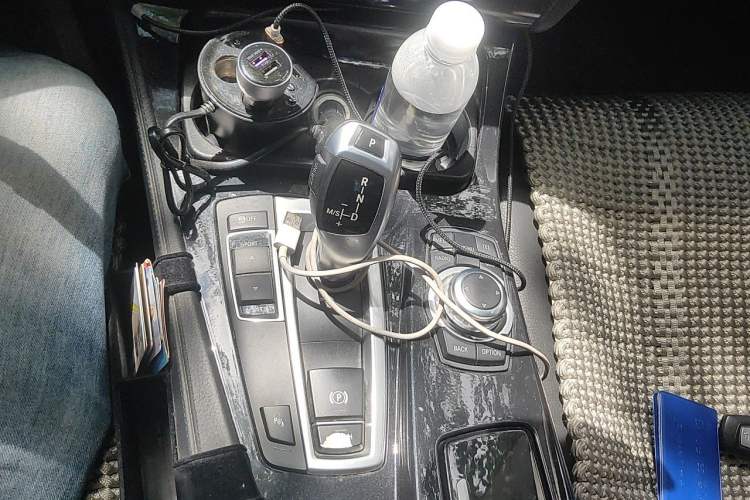Used BMW 5 Series 2013 520Li Elegant Edition Gear Lever