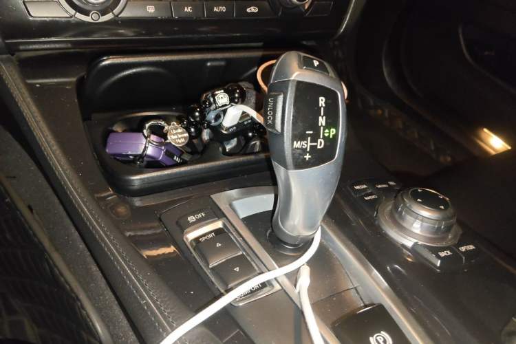 Used BMW 5 Series 2013 520Li Elegant Edition Gear Lever