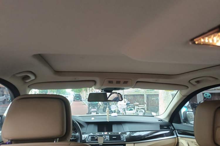 Used BMW 5 Series 2013 525Li Leading Model Headliner