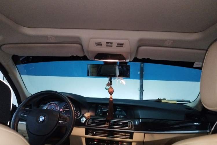 Used BMW 5 Series 2013 525Li Luxury Model Headliner
