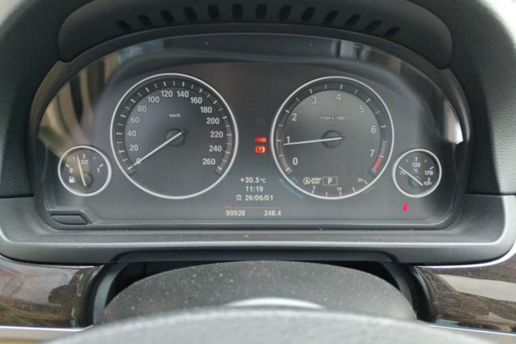 Used BMW 5 Series 2013 525Li Luxury Model Instrument Cluster