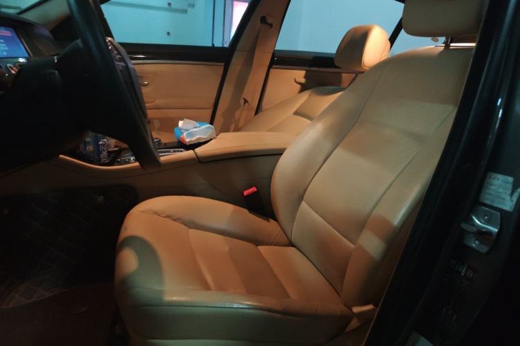 Used BMW 5 Series 2013 525Li Luxury Model Left Front Seat