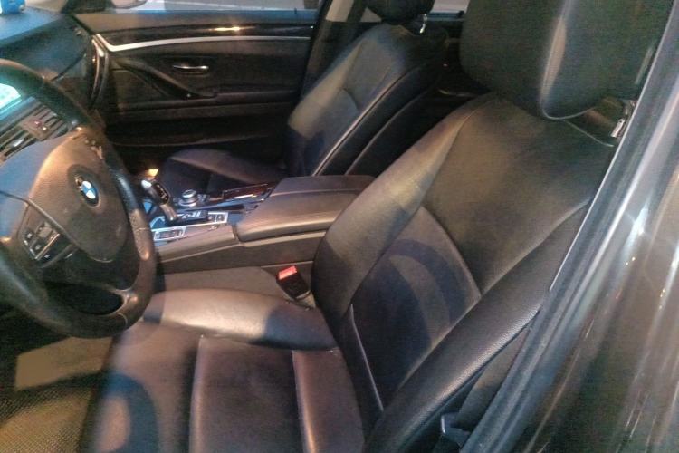 Used BMW 5 Series 2013 530i Luxury Touring Edition Left Front Seat