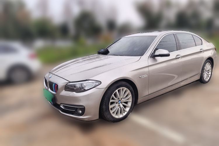 Used BMW 5 Series 2013 525Li Luxury Model Guazi used car, China used car export, Used car for sale, Used cars, Cheapest cars for sale