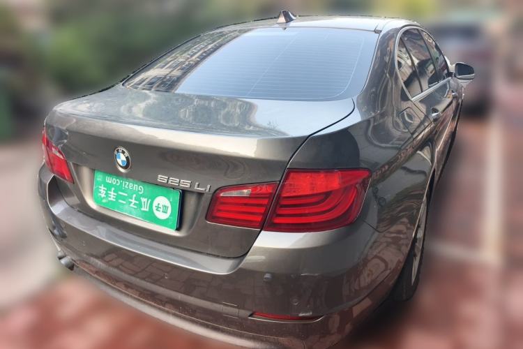 Used BMW 5 Series 2013 525Li Luxury Model Rear Right 45 Deg