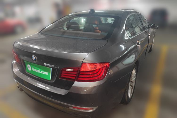 Used BMW 5 Series 2013 525Li Luxury Model Rear Right 45 Deg