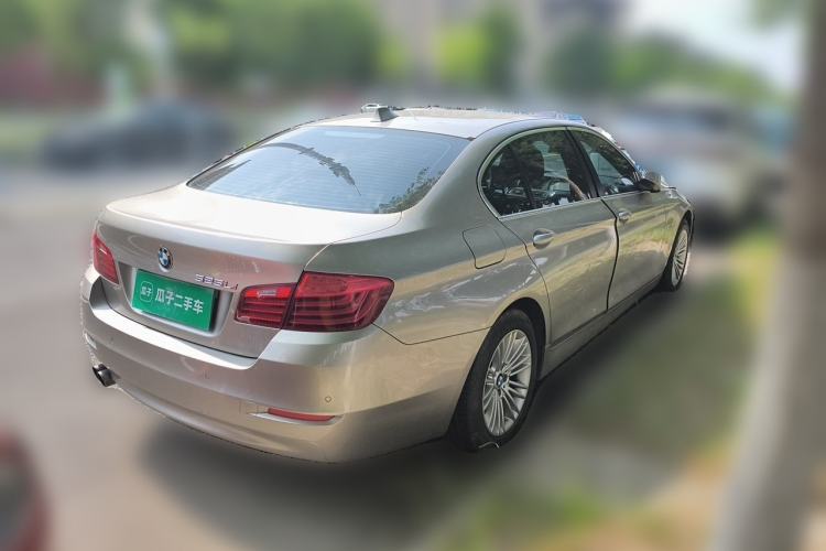 Used BMW 5 Series 2013 525Li Leading Model Rear Right 45 Deg
