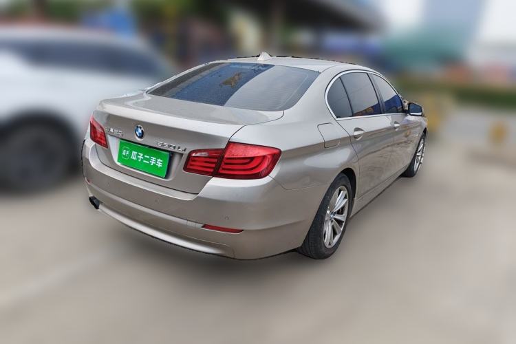 Used BMW 5 Series 2013 520Li Elegant Edition Rear Right 45 Deg