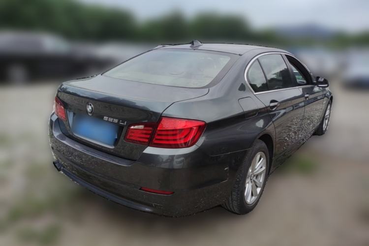 Used BMW 5 Series 2013 525Li Luxury Model Rear Right 45 Deg