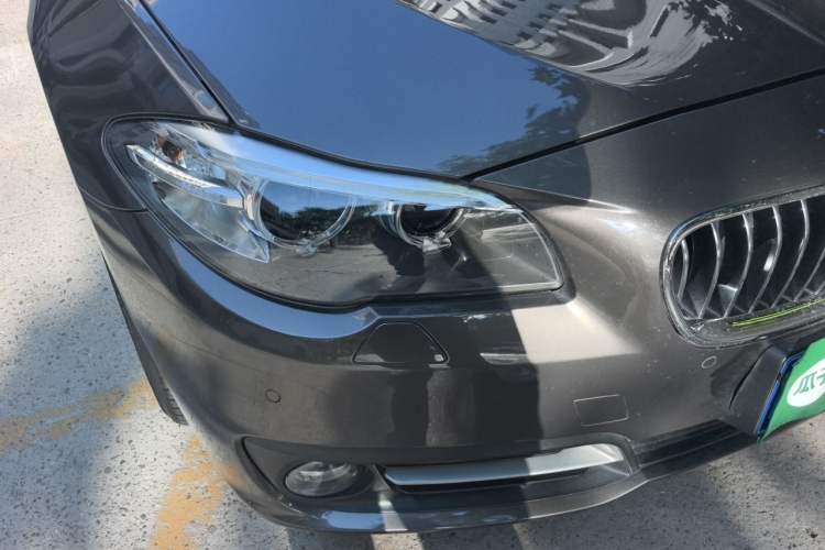Used BMW 5 Series 2013 520Li Elegant Edition Right Front Headlight