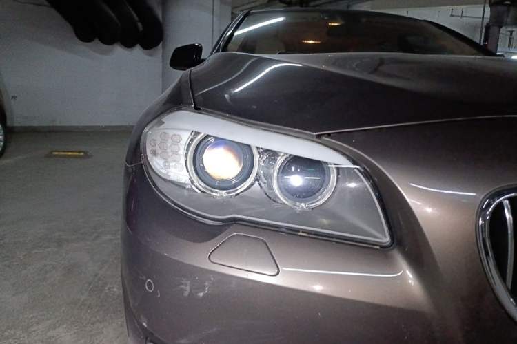 Used BMW 5 Series 2013 520Li Elegant Edition Right Front Headlight