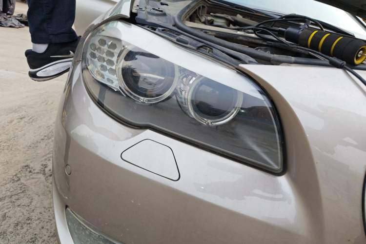 Used BMW 5 Series 2013 520Li Elegant Edition Right Front Headlight