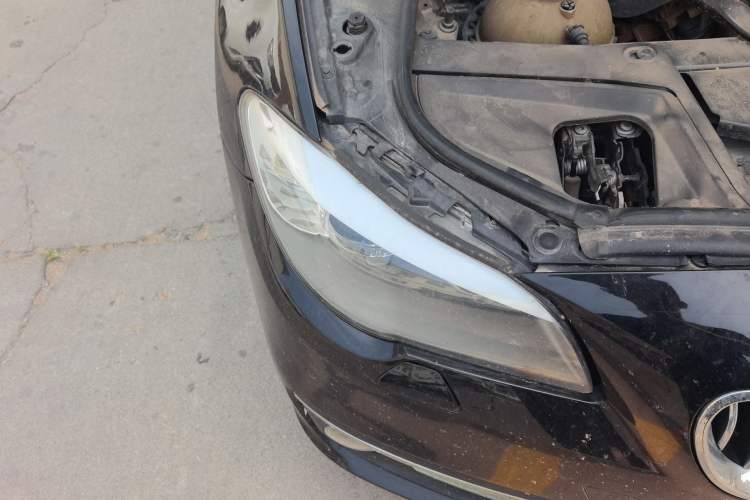 Used BMW 5 Series 2013 525Li Leading Model Right Front Headlight