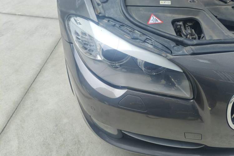 Used BMW 5 Series 2013 525Li Luxury Model Right Front Headlight